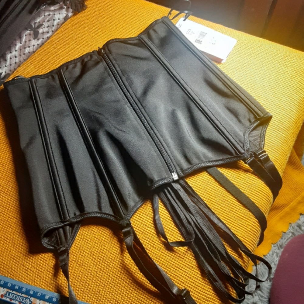 Coquette Underbust Waist Cincher Black